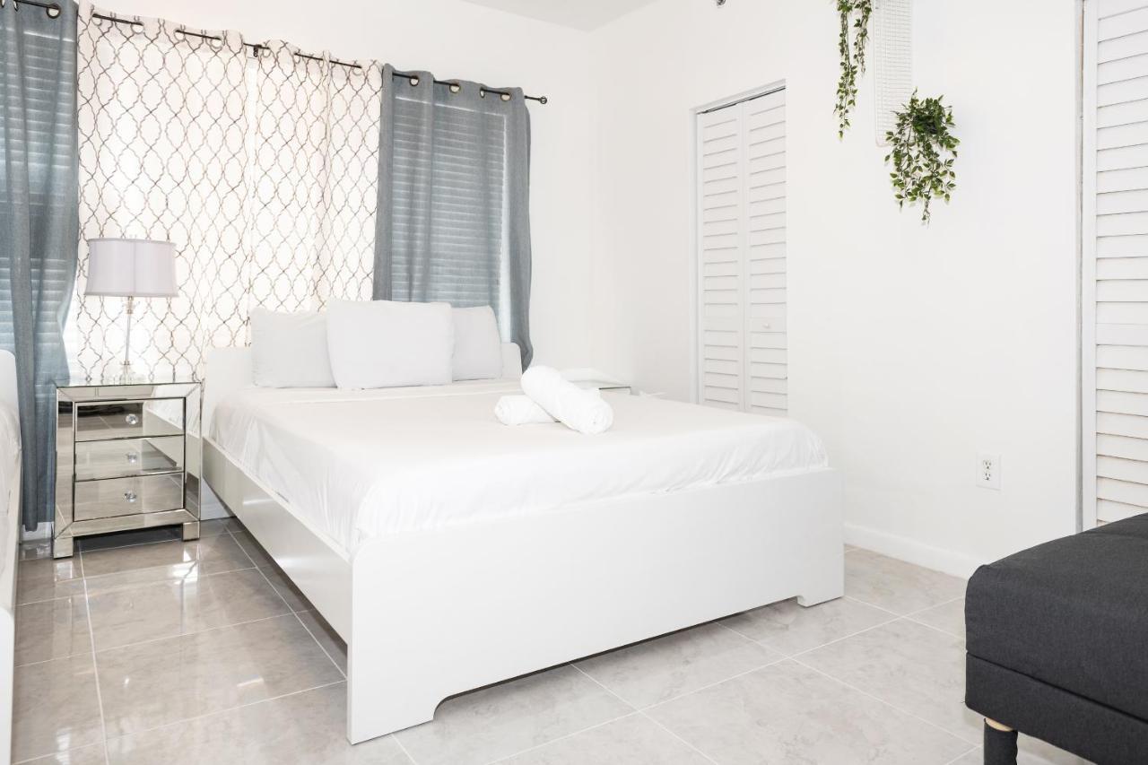 Apartments On Ocean Drive Miami Beach Luaran gambar