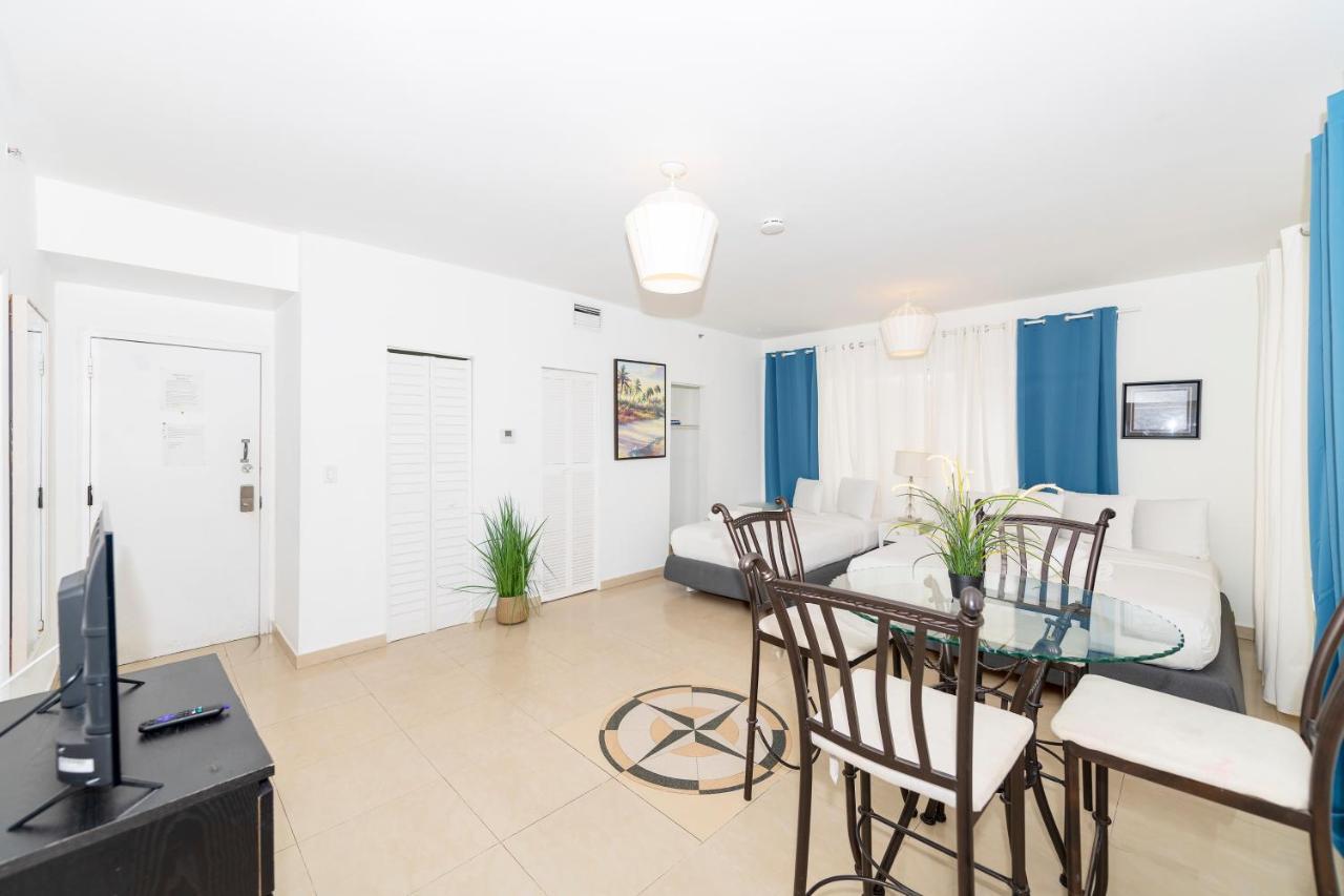 Apartments On Ocean Drive Miami Beach Luaran gambar